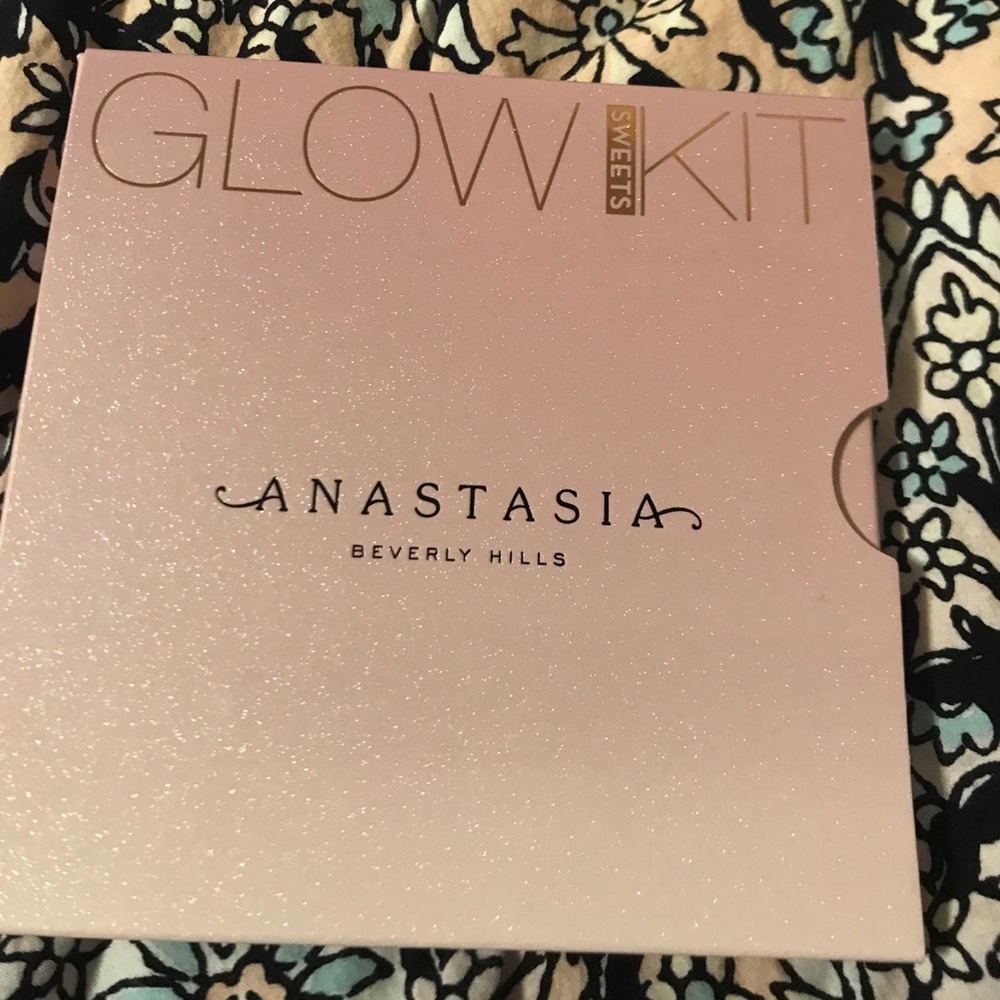 Authentic Sweets Glow Kit ABH