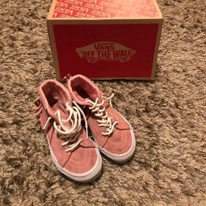 Girls vans fringe sneakers