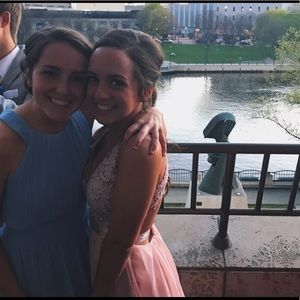 Meet your Posher, Anna