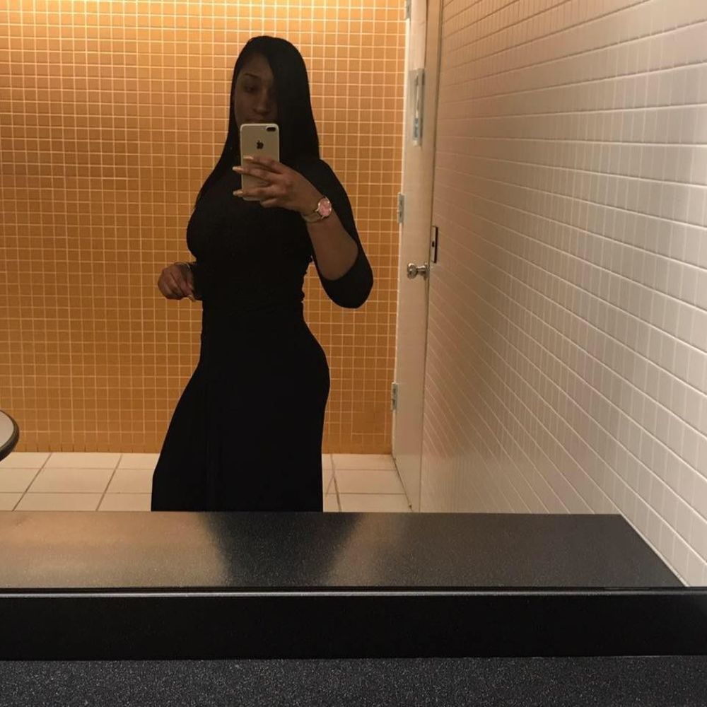 Meet your Posher, Marika