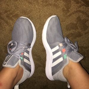 Adidas bounce running shoes