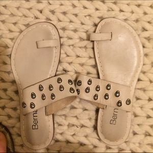 Bernardo sandals