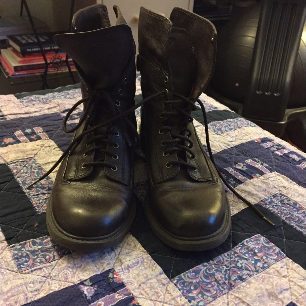 Lucky Brand brown boots