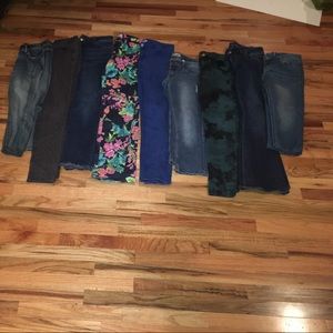 Various jeans from different brands