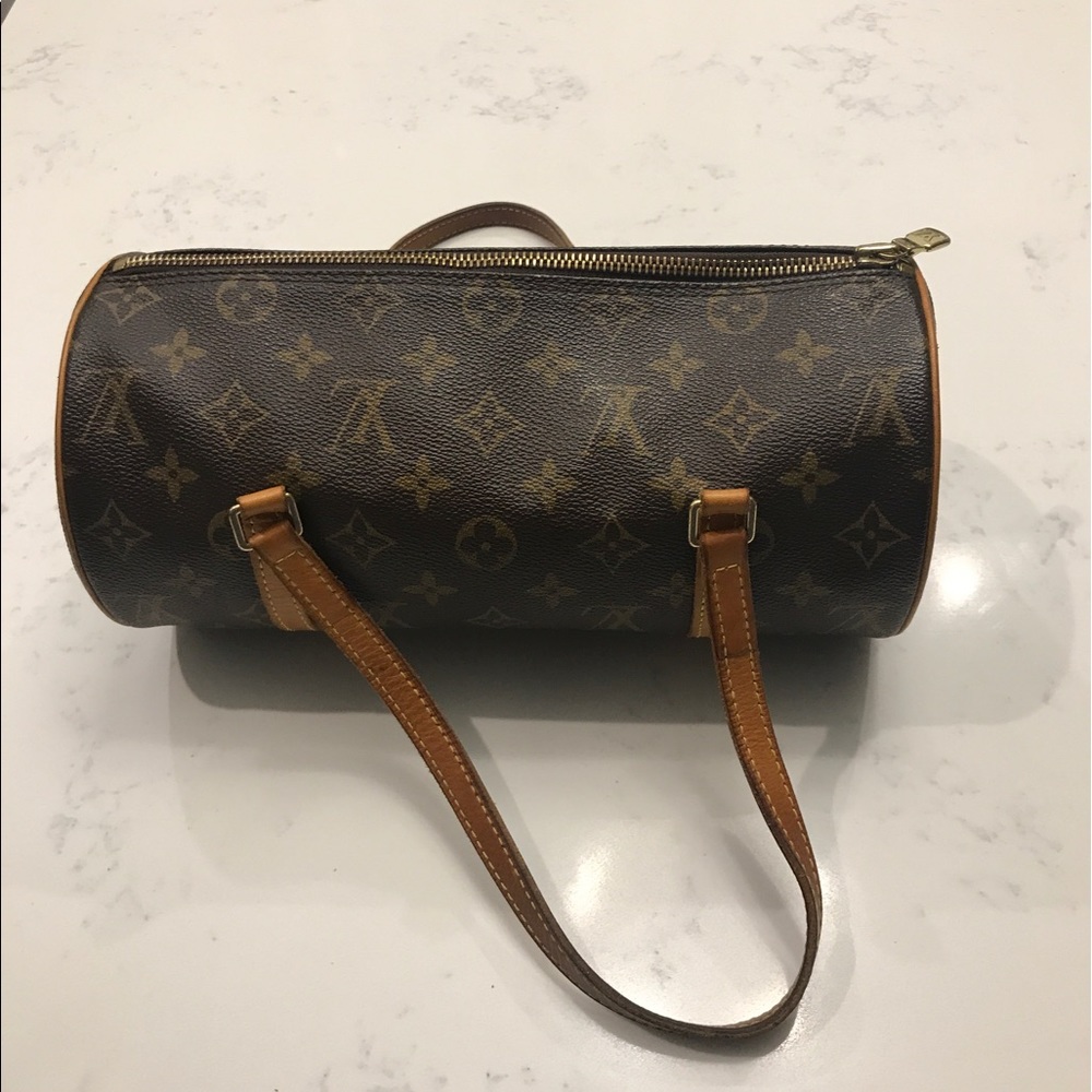Authentic Louis Vuitton Papillion 30 bag