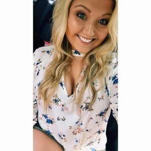 Meet your Posher, Kaitlyn