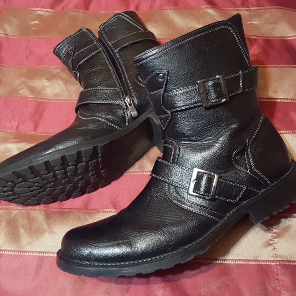 Shoes, boots