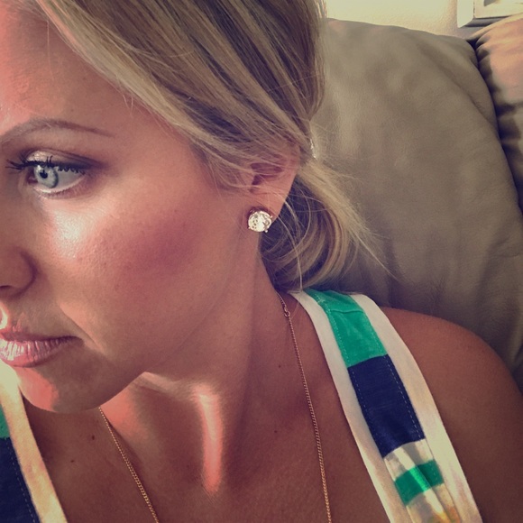 Kate Spade studs - Picture 3 of 5