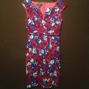 🌸Pink and blue floral pencil dress