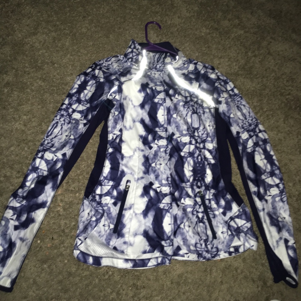 Lululemon top Sz 4 inkblue - Picture 2 of 4