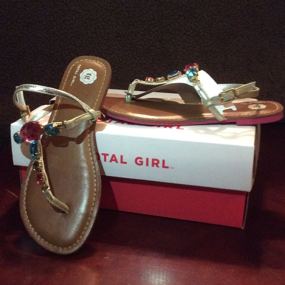 Total girl Sandler  EUC - Picture 2 of 5