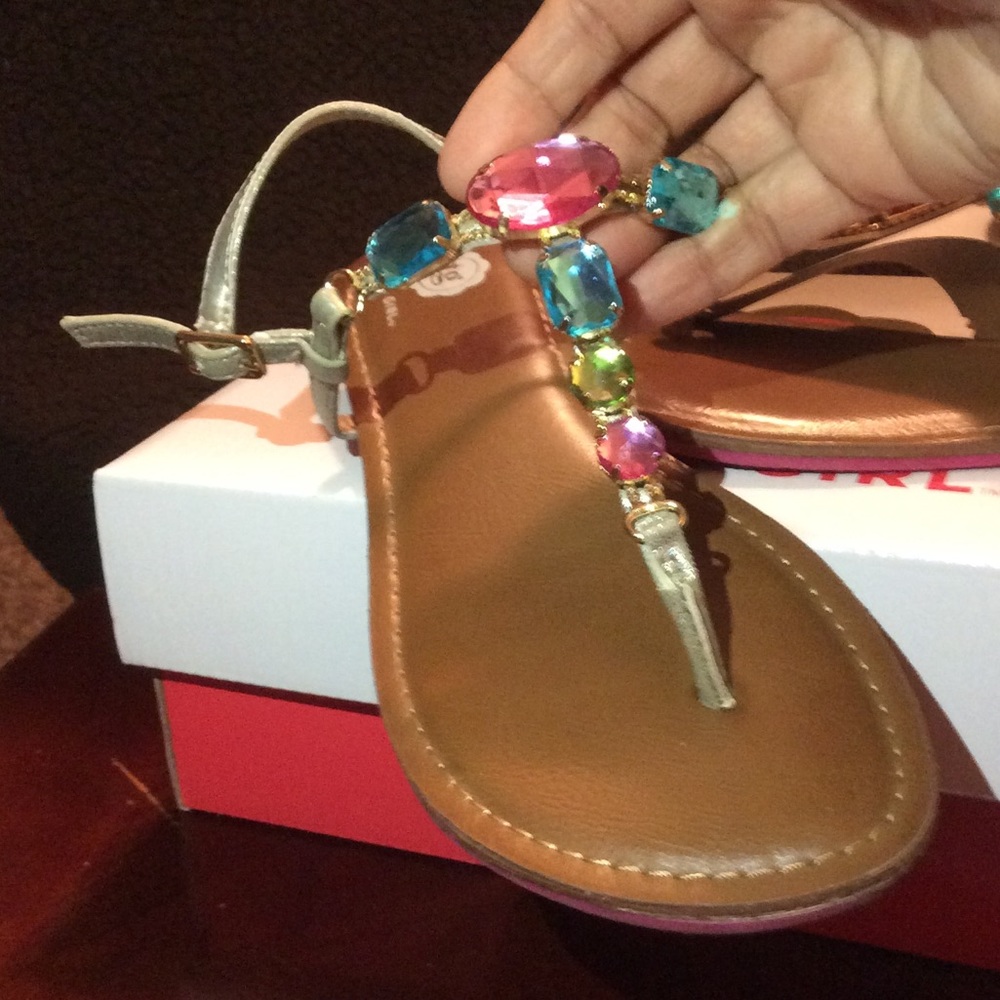 Total girl Sandler  EUC - Picture 3 of 5