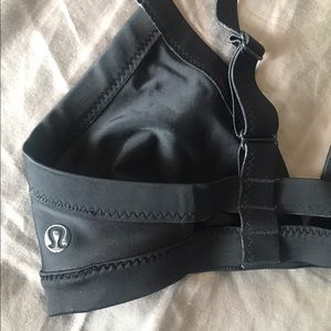 Lululemon Surf to Sand Booster Top