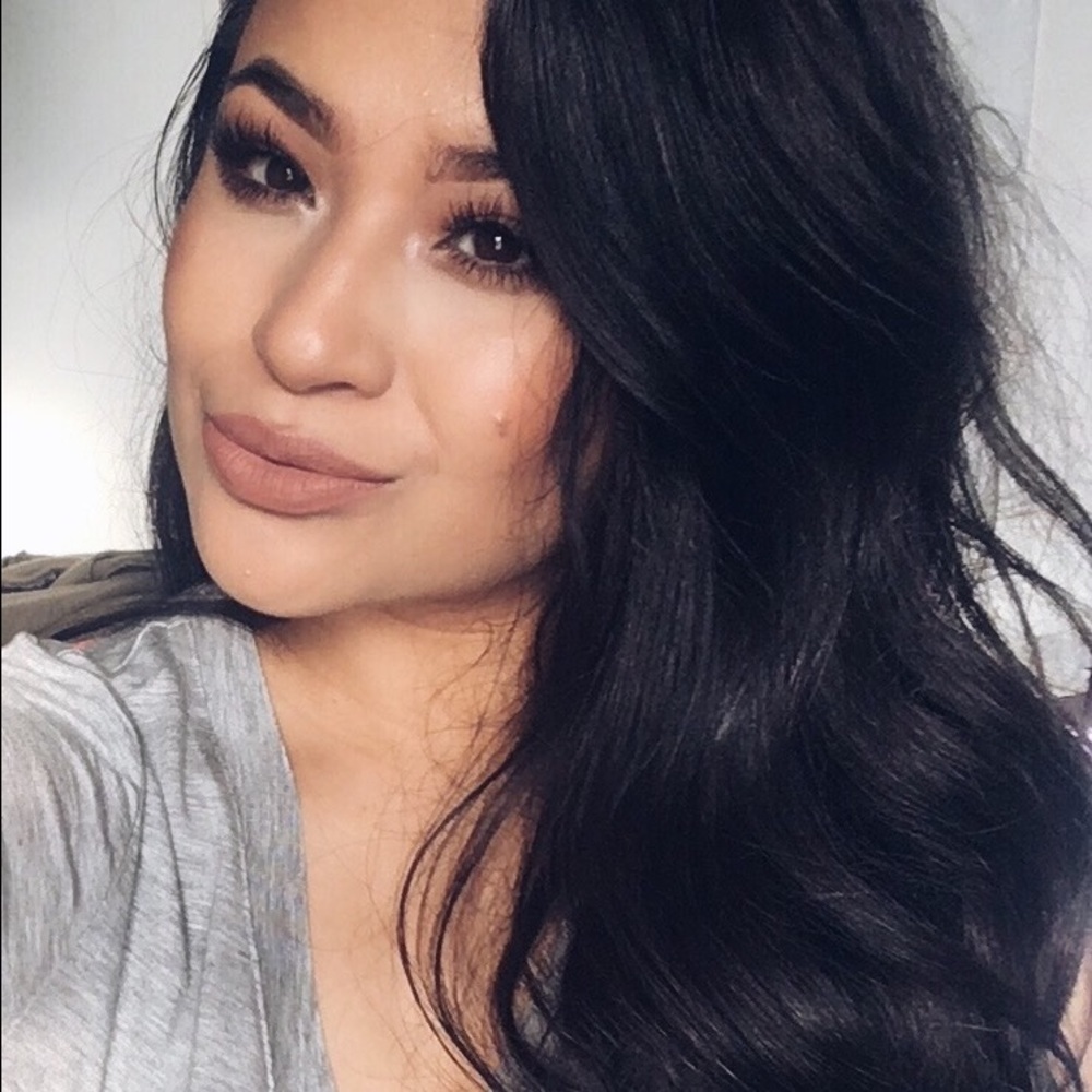 Meet your Posher, Marivel