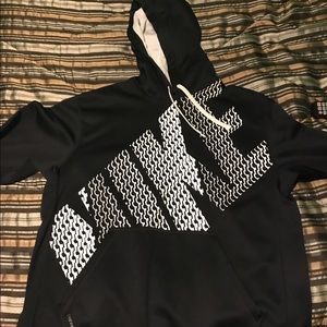 Nike Therma-Fit Hoodie