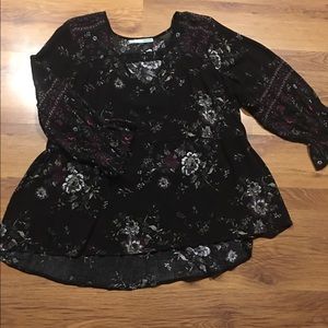 Maurice's high low flowy shirt