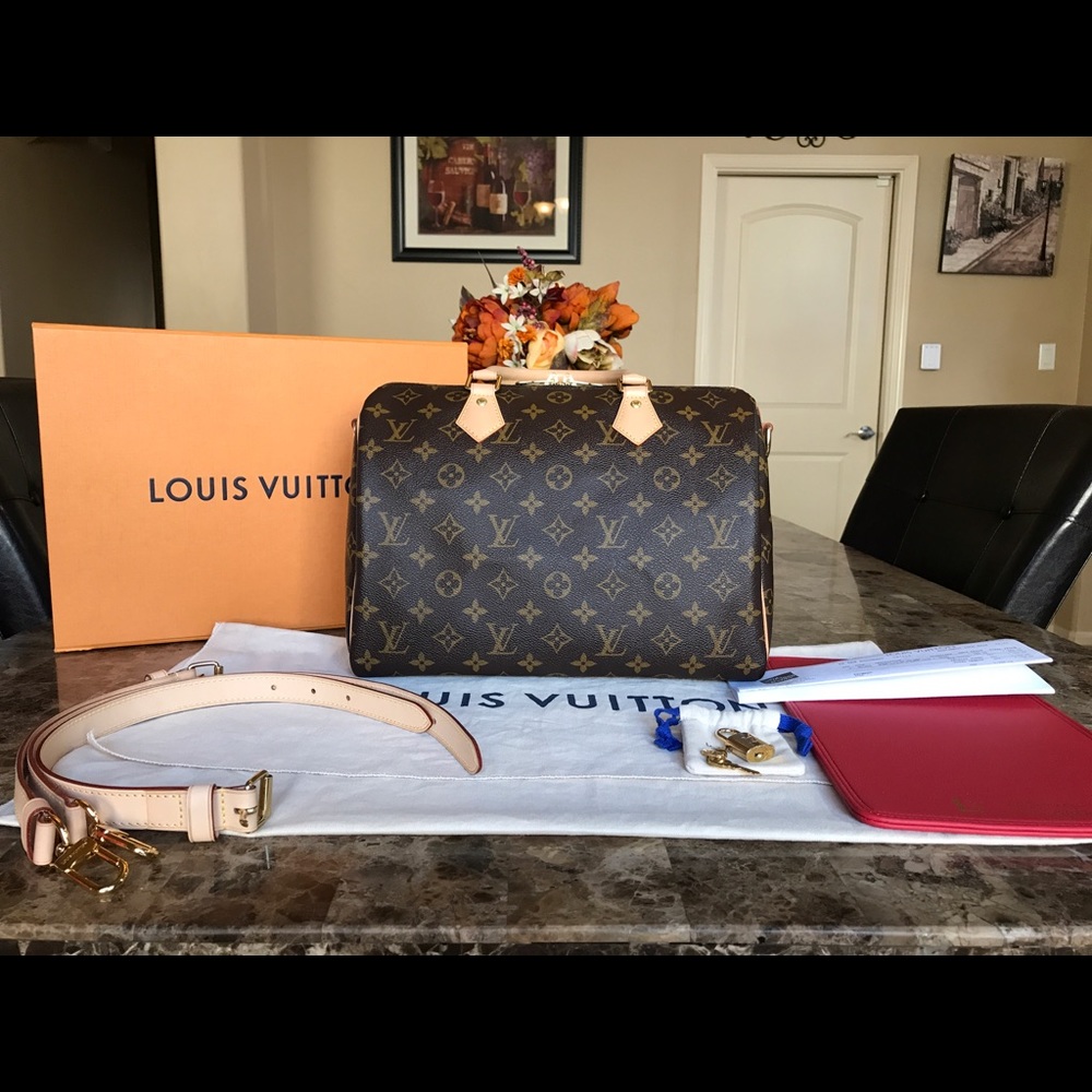 ❌❌SOLD❌❌Louis Vuitton Speedy Bandouliere 30