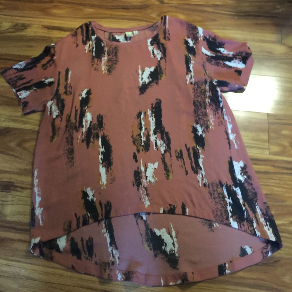 14th & Union Blush colored tunic