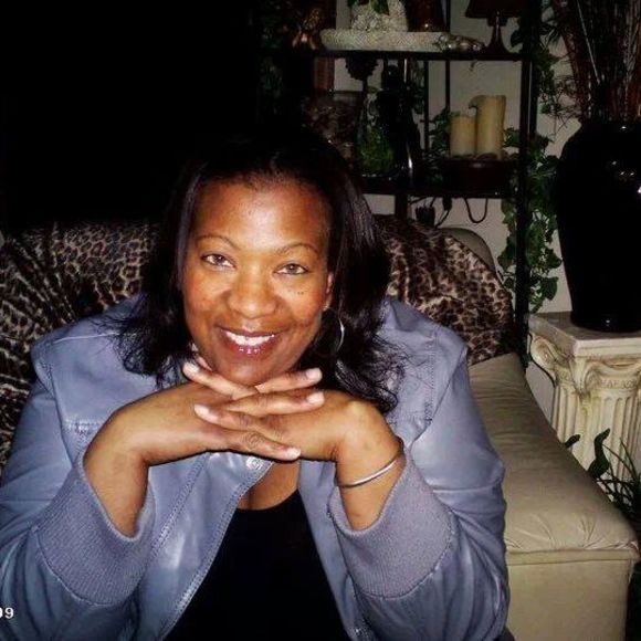 Meet your Posher, Angela - Picture 1 of 1