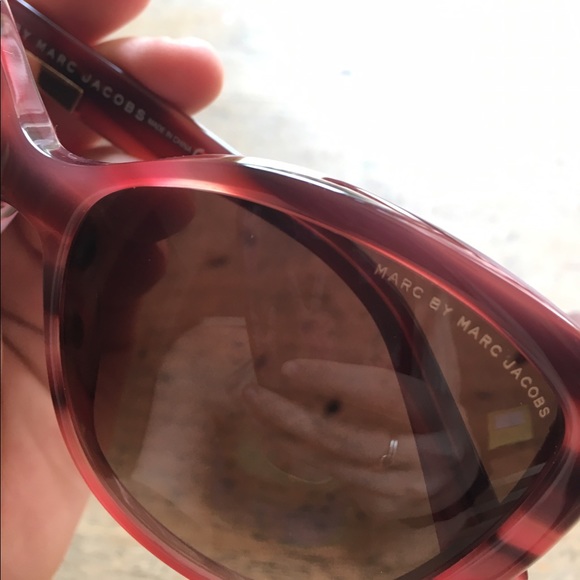 NWOT Authentic Marc by Marc Jacobs sunglasses - Picture 2 of 3
