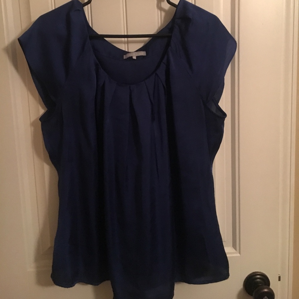 Cute cobalt blue top