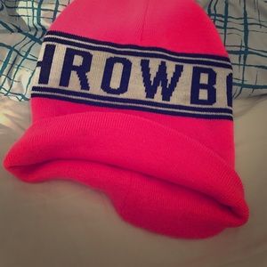 new American eagle winter hat.