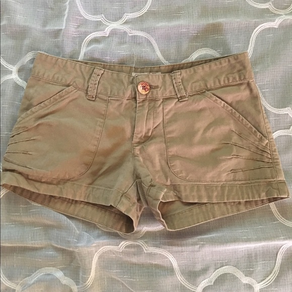 Khaki shorts size 3 - Picture 1 of 2