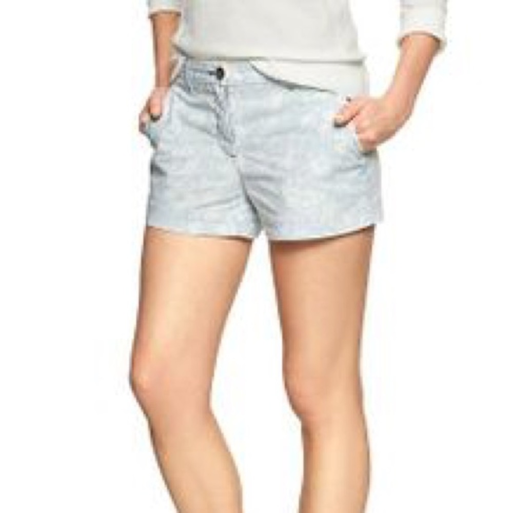GAP Shorts - Blue & White Floral