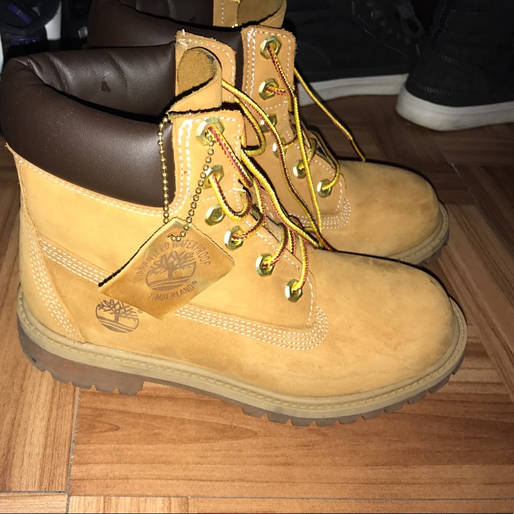 Timberlands Size 4 Youth