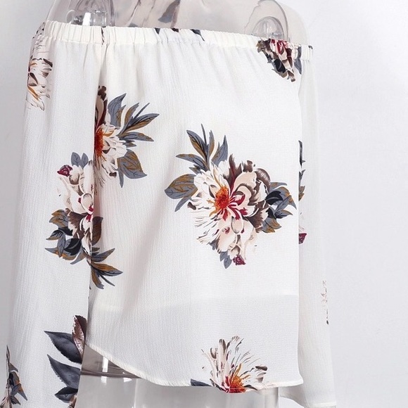 ✨Sexy Floral Chiffon Off The Shoulder Top✨ - Picture 2 of 4