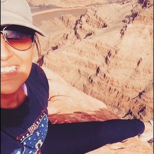 Meet your Posher, Jasmine