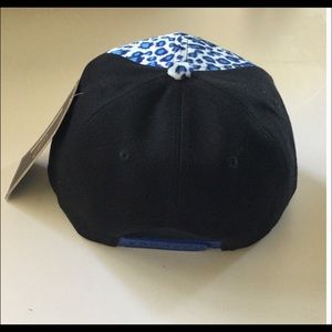 Boutique Accessories - Blue Leopard Print Snapback Cap Boutique Accessories - Blue Leopard Print Snapback Cap