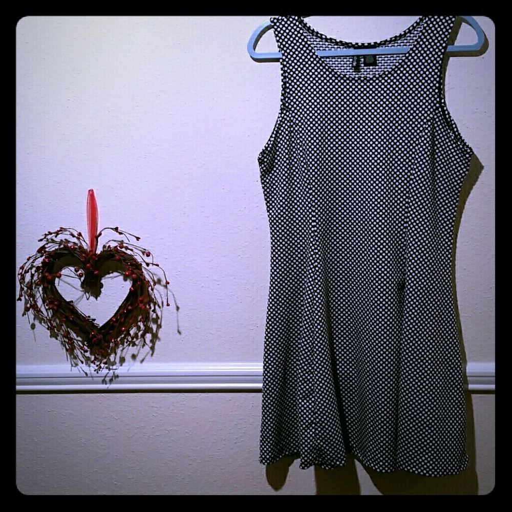 Stretchy polka-dot  dress