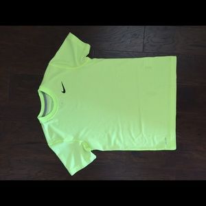 Under armor barely used shirt
