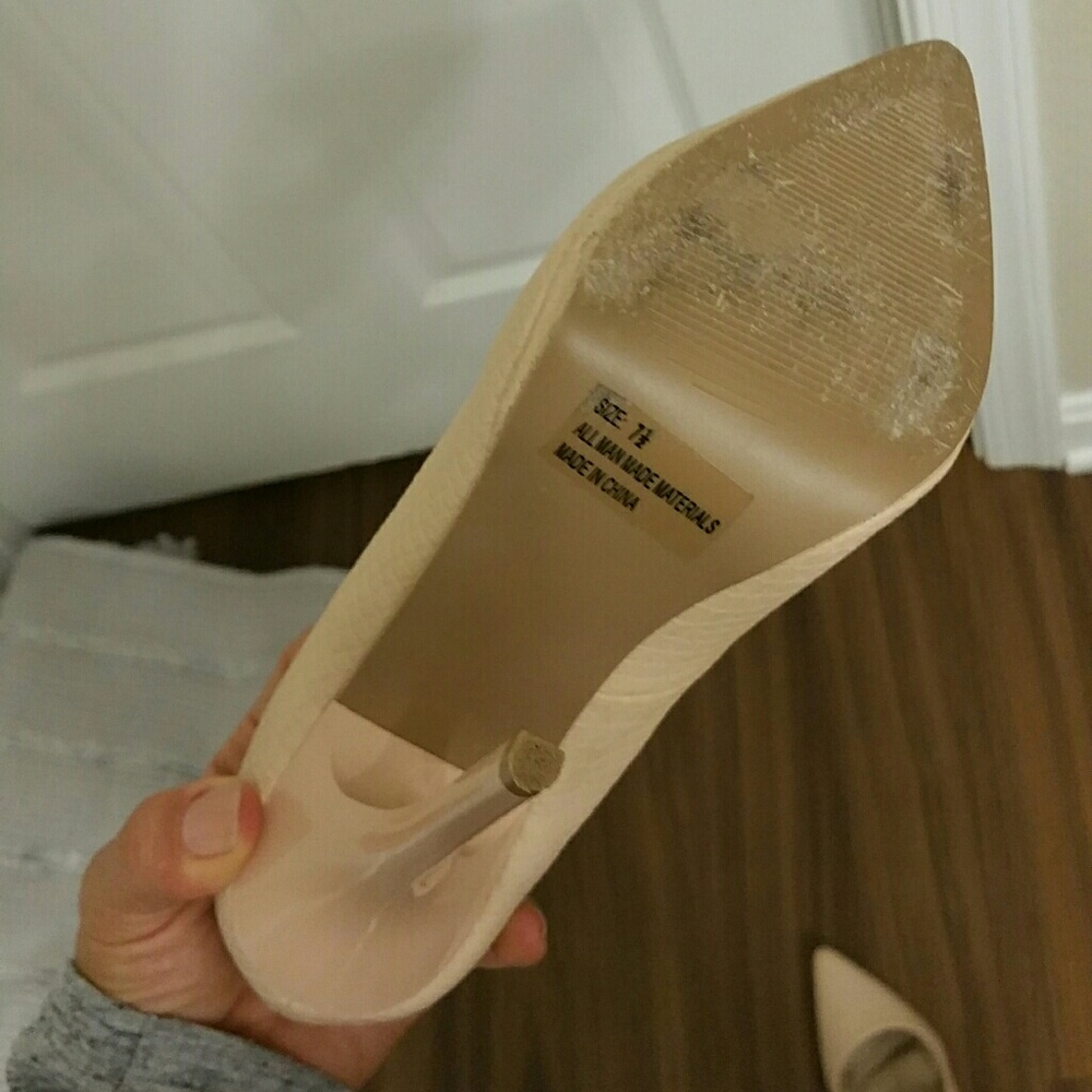 Shoes - Picture 2 of 3