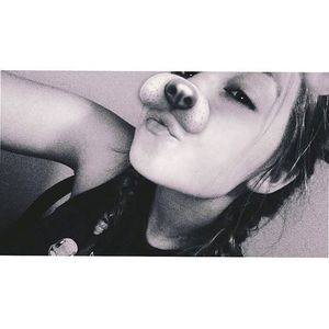 Meet your Posher, Haylee