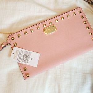 Michael Kors Wristlet
