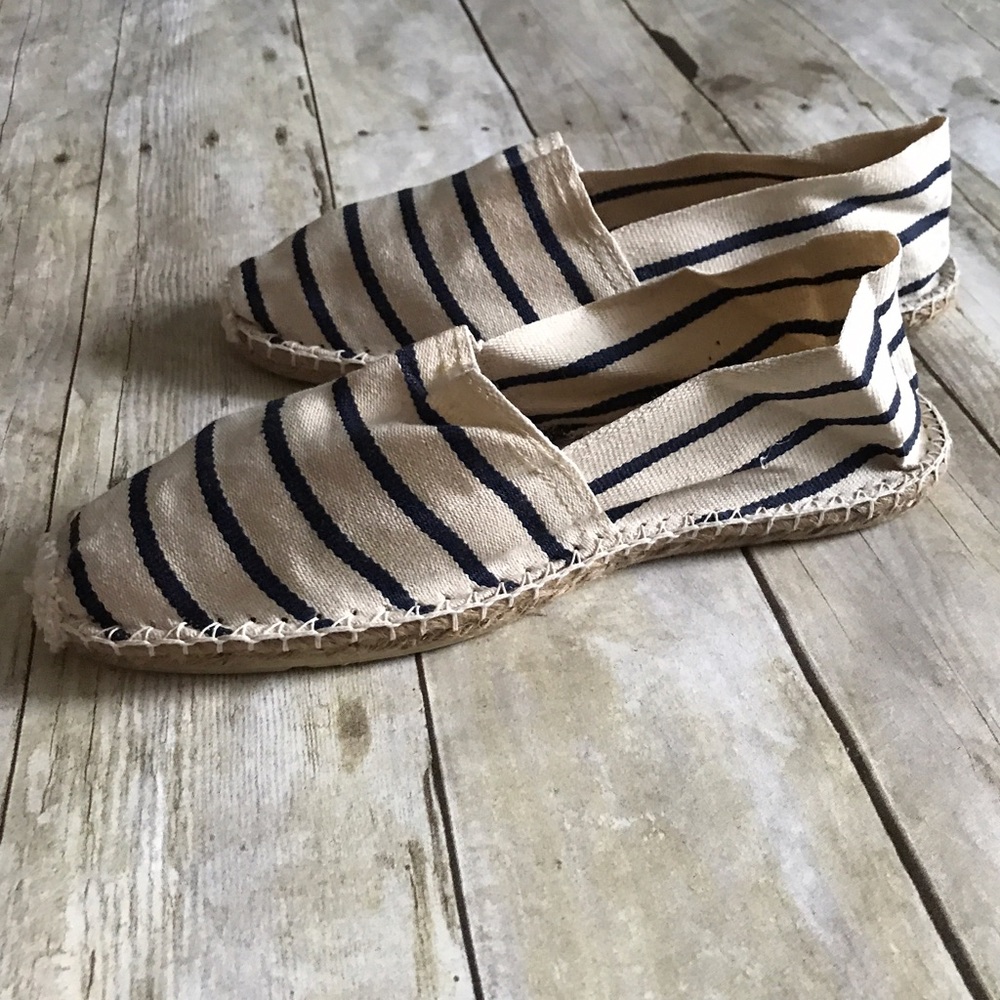 🎉 SALE 🎉 Striped Espadrilles - Picture 2 of 5