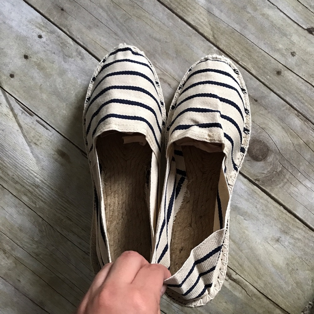 🎉 SALE 🎉 Striped Espadrilles - Picture 3 of 5