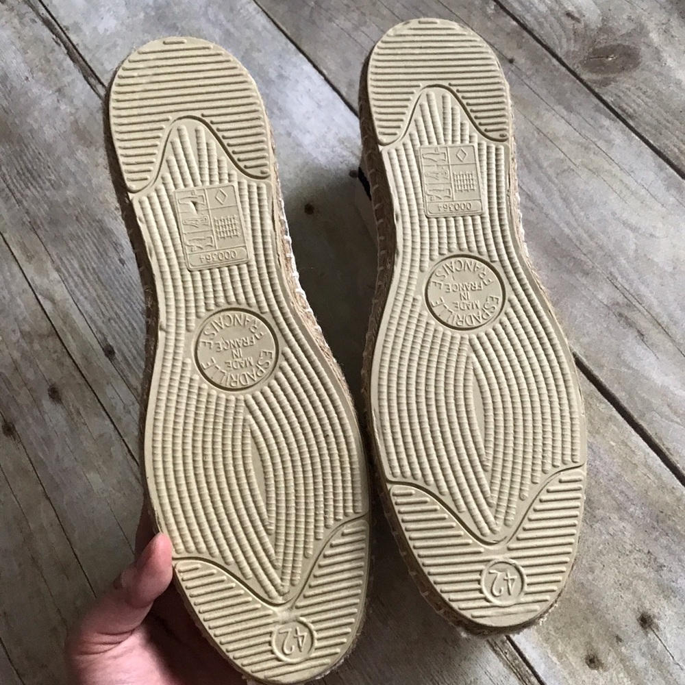 🎉 SALE 🎉 Striped Espadrilles - Picture 4 of 5