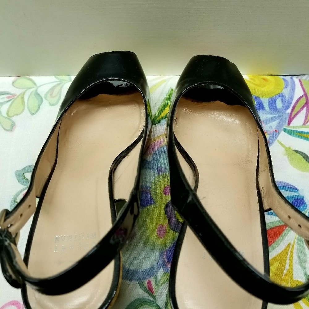 Shoes - Picture 2 of 8