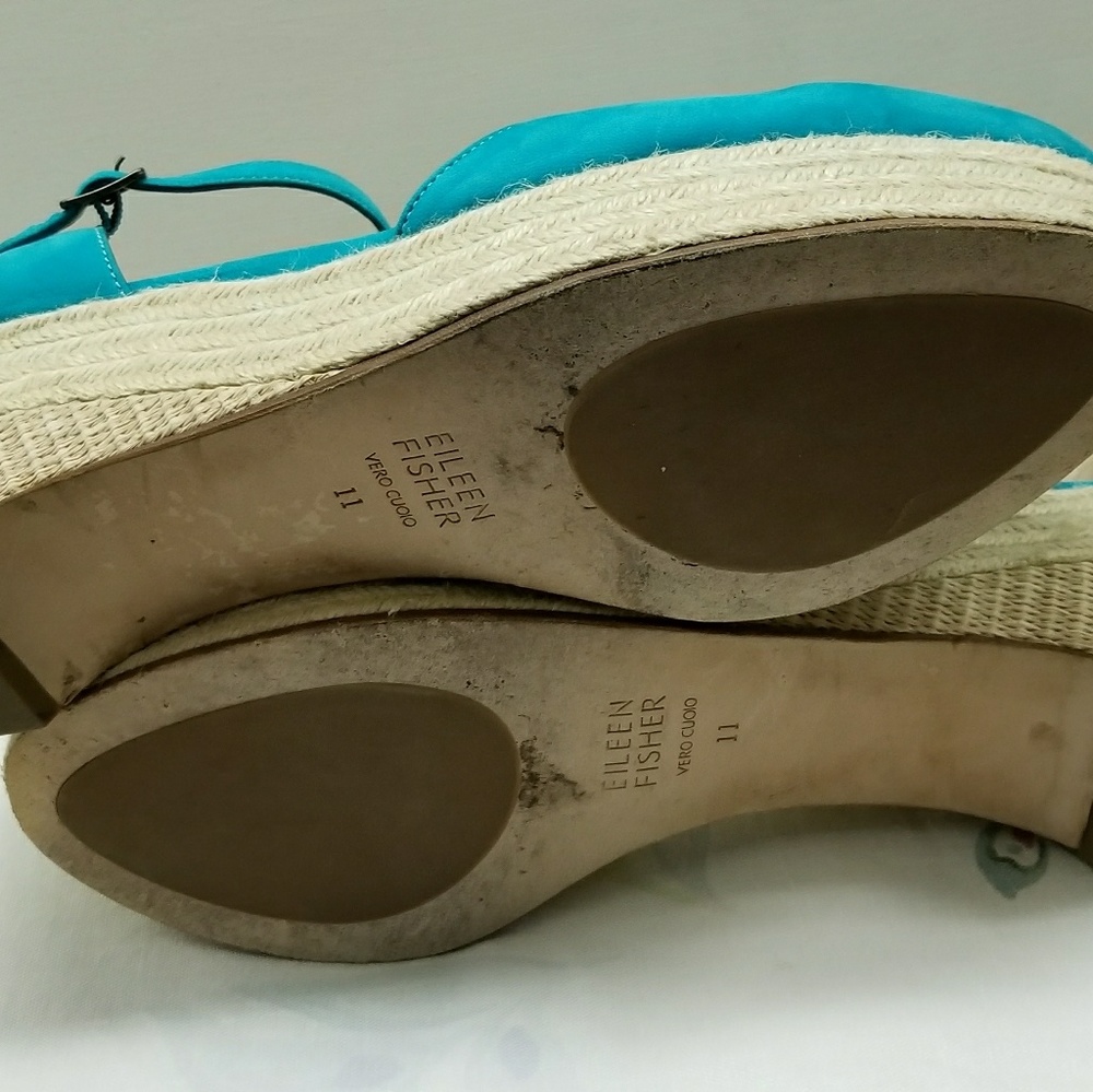 Shoes - Picture 5 of 8