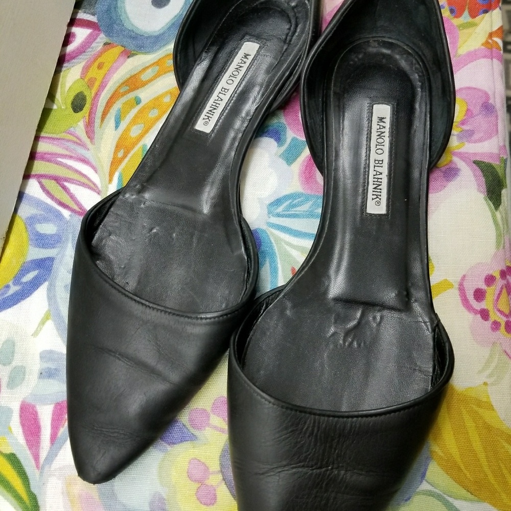 Shoes - Picture 7 of 8