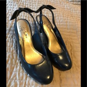 Navy Slingbacks with an adorable bow