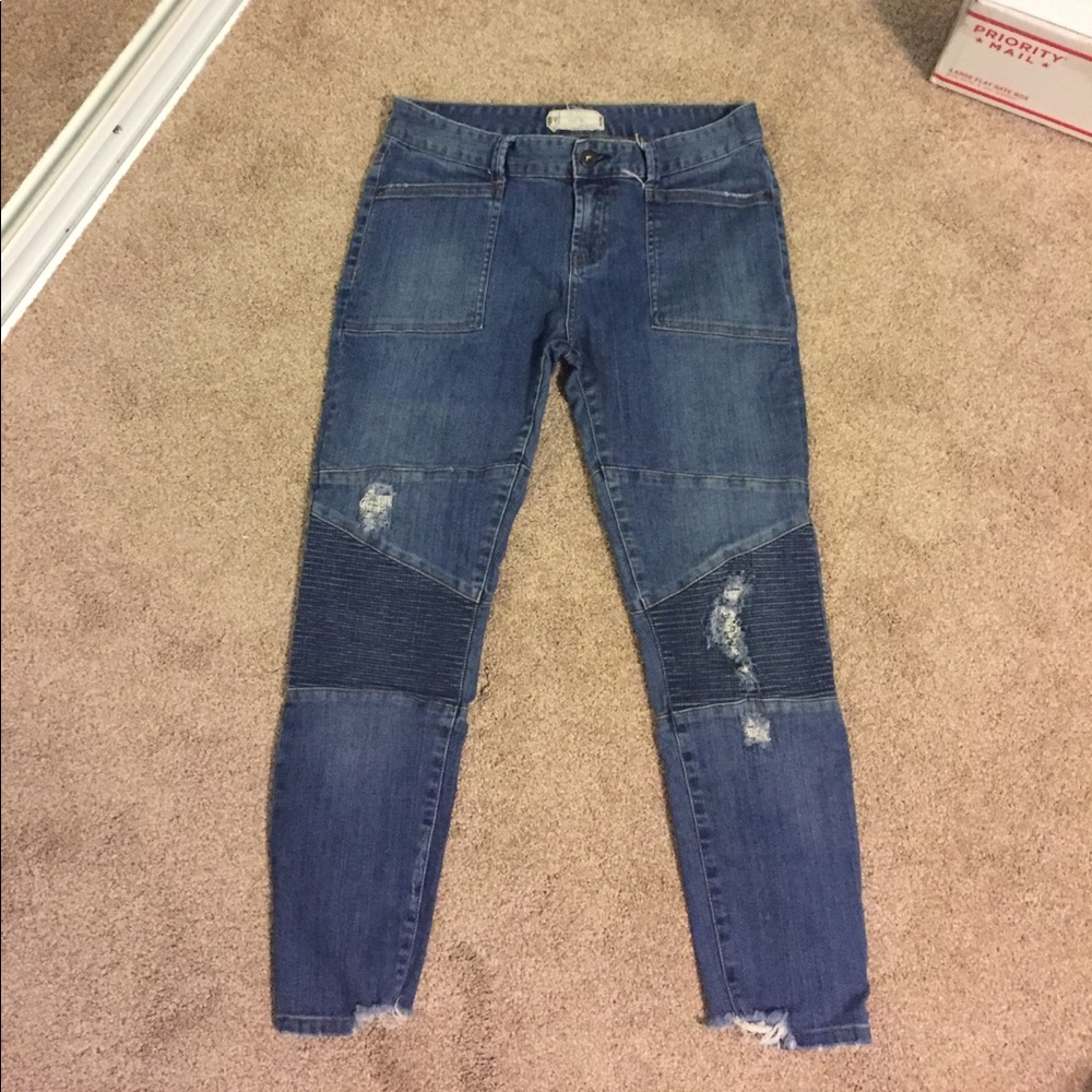 🎉1HR SALE🎉Free People Moto Jeans