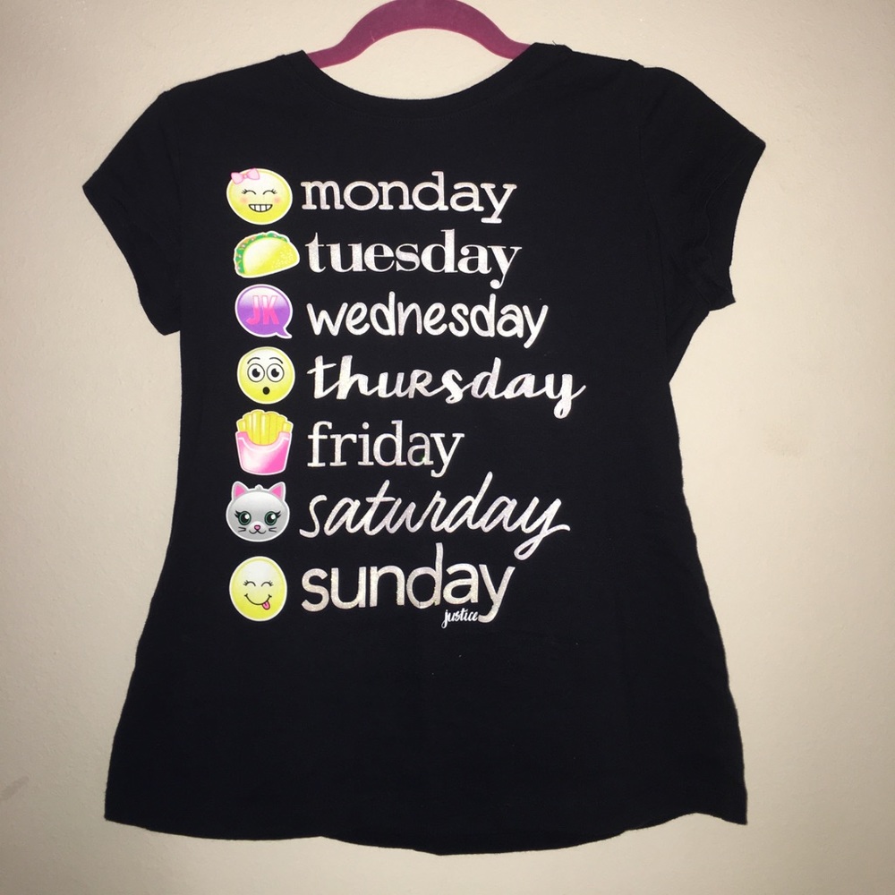 Cute Justice Black Shirt With Pretty Design🖤🖤🖤