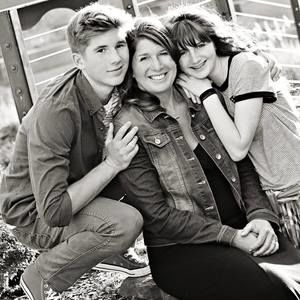 Meet your Posher, Lauralee