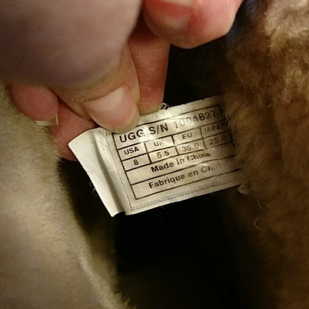 Ugg boots - Picture 7 of 7