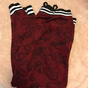 Rue 21 joggers! 🎈