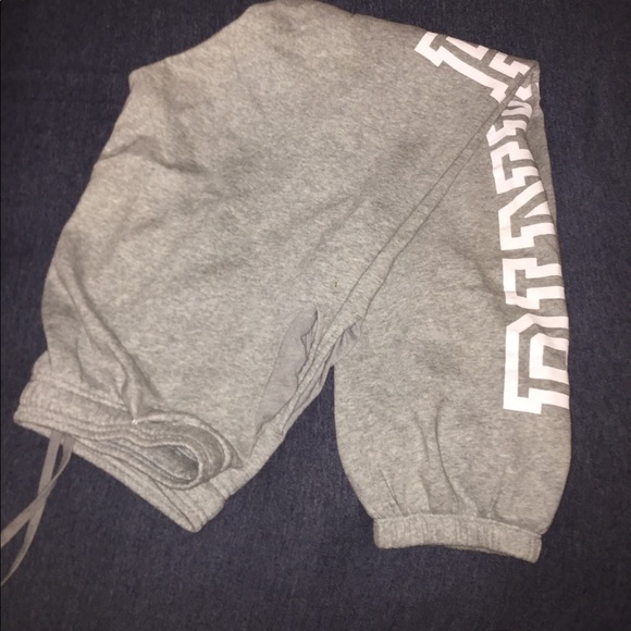 Victoria's Secret Pants - Campus sweats